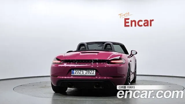Porsche 718 — Фото автомобиля 4