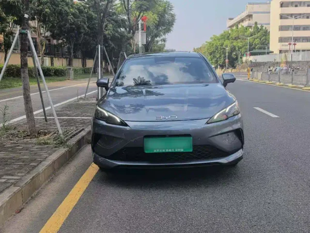 BYD Seal 05 DM-i — Фото автомобиля 23