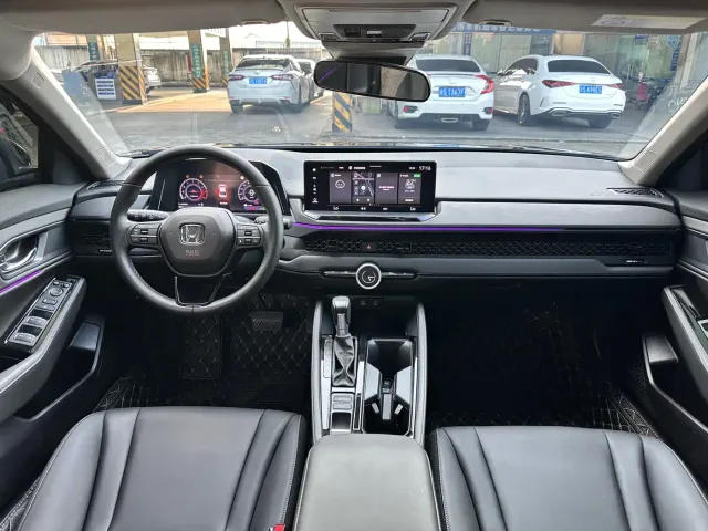 Honda Accord — Фото автомобиля 6