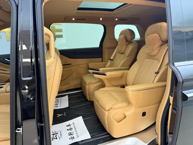 Voyah Dreamer — Фото автомобиля 10