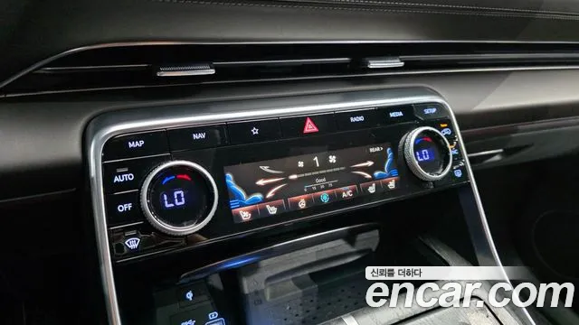 Genesis GV80 — Фото автомобиля 30