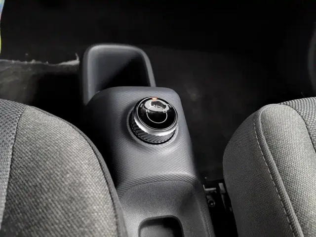 Wuling Zhiguang NEV — Фото автомобиля 13