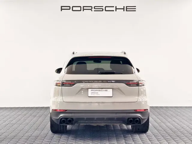 Porsche Cayenne — Фото автомобиля 5