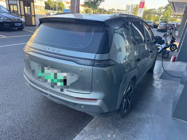 GAC Aion Y — Фото автомобиля 4