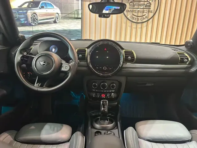 MINI Clubman — Фото автомобиля 4