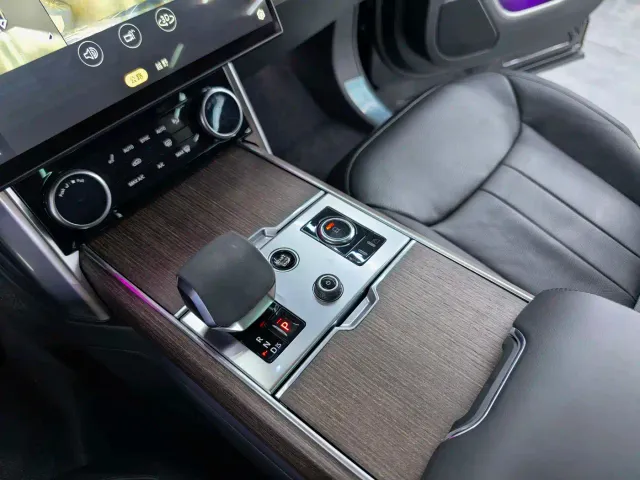 Land Rover Range Rover — Фото автомобиля 8