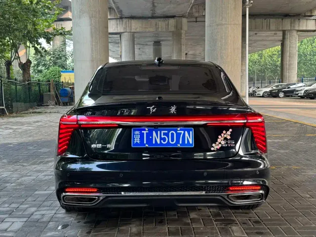 Hongqi H5 — Фото автомобиля 6