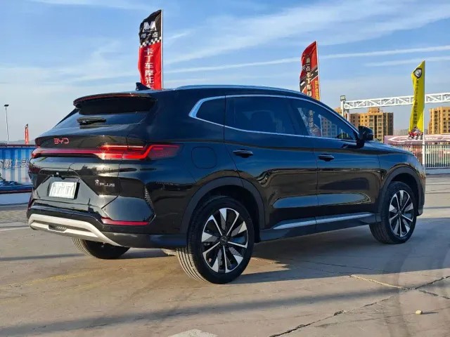 BYD Song PLUS — Фото автомобиля 6