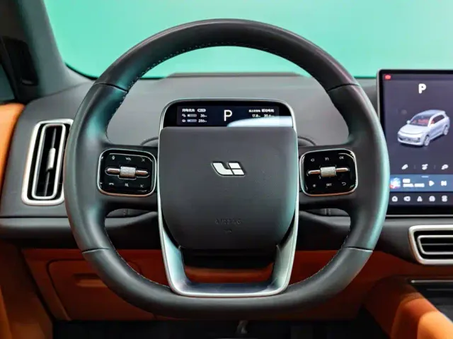 Li Auto L8 — Фото автомобиля 18