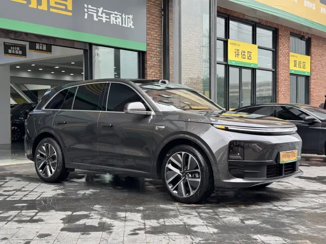 Li Auto L6 — Фото автомобиля 3