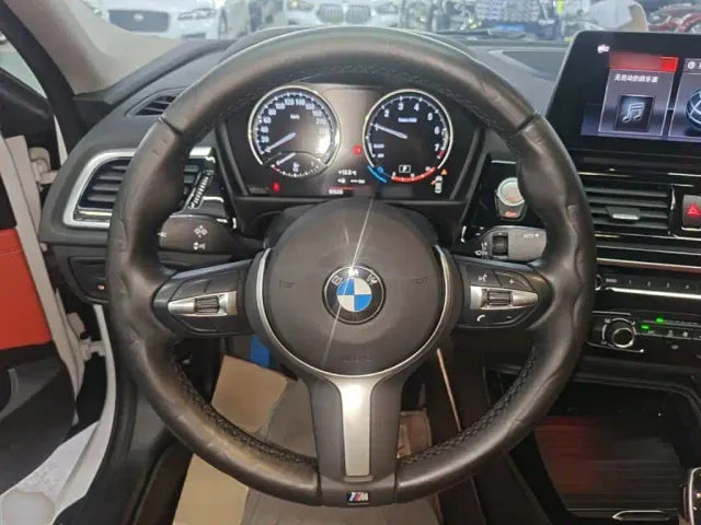 BMW 1 Series — Фото автомобиля 10