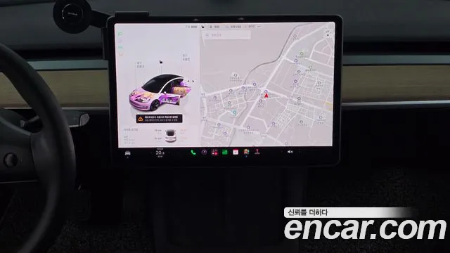 Tesla Model 3 — Фото автомобиля 12