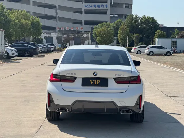 BMW 3 Series — Фото автомобиля 5