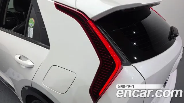 Kia Niro The All New Niro Signature — Фото автомобиля 23