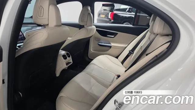 Mercedes-Benz C-Class — Фото автомобиля 25