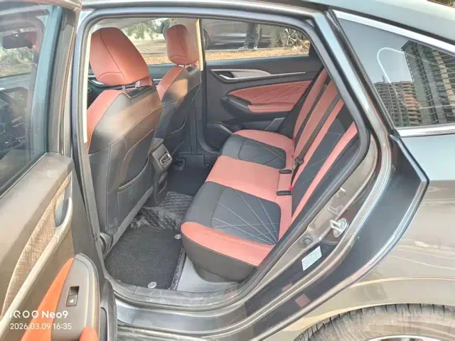 Changan Eado — Фото автомобиля 5