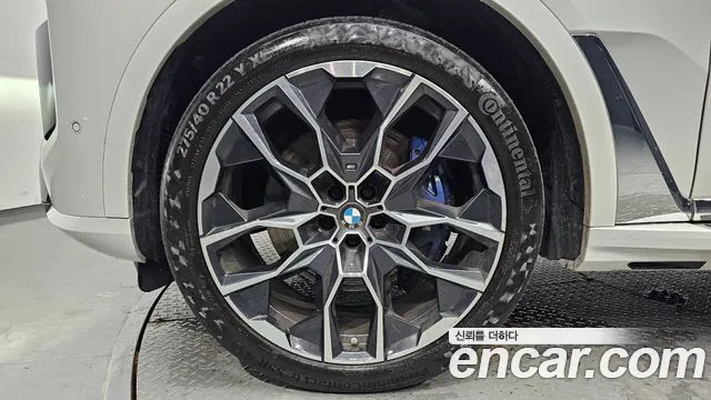 BMW X7 — Фото автомобиля 5