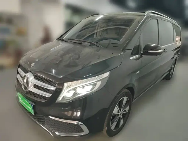 Фотография автомобиля — Mercedes-Benz V-Class