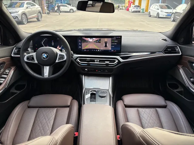 BMW 3 Series — Фото автомобиля 10