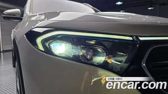 Mercedes-Benz EQB X243 — Фото автомобиля 7