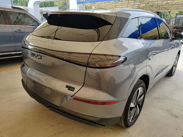 BYD Sealion 06 — Фото автомобиля 6