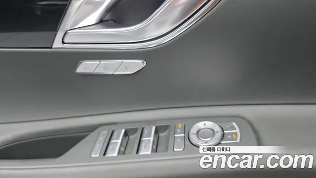 Genesis GV80 2.5T Бензин AWD — Фото автомобиля 11