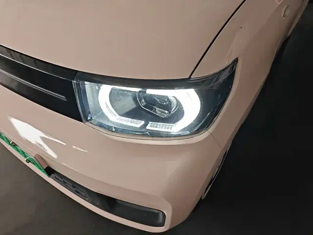 Wuling Hongguang Mini EV — Фото автомобиля 23