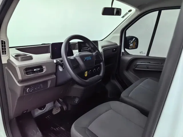 JMC E-Fushun — Фото автомобиля 15