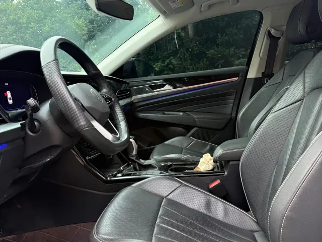 Volkswagen Passat — Фото автомобиля 4