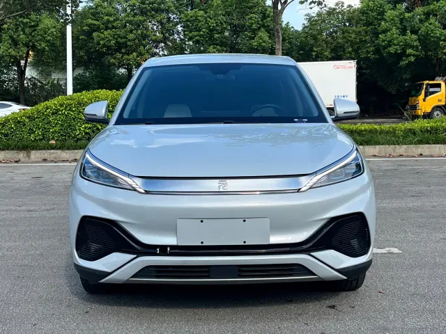 BYD Yuan PLUS — Фото автомобиля 2