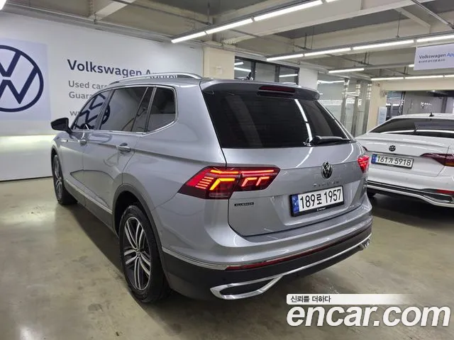 Volkswagen Tiguan — Фото автомобиля 7