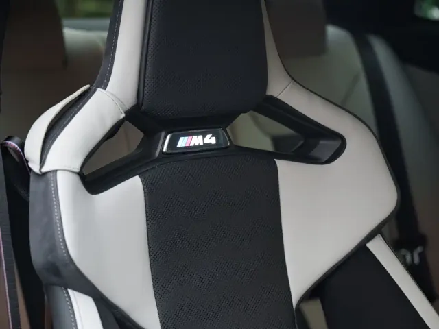 BMW M4 — Фото автомобиля 18