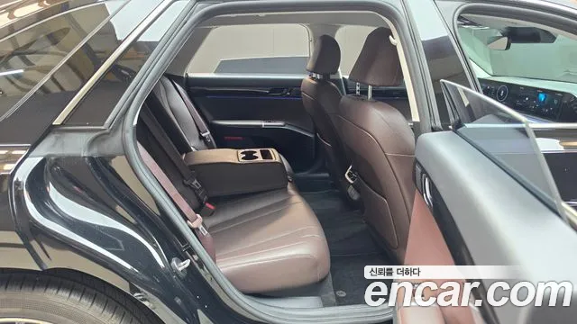 Hyundai Grandeur GN7 — Фото автомобиля 17