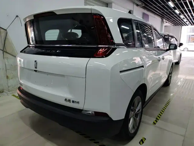 Bestune NAT — Фото автомобиля 6
