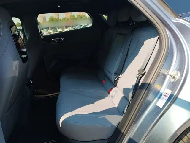 BYD Seal 06 GT — Фото автомобиля 16