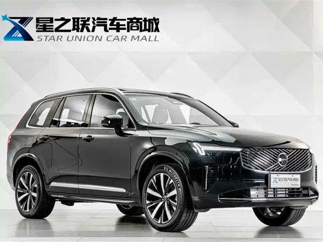 Volvo XC90 — Фото автомобиля 5