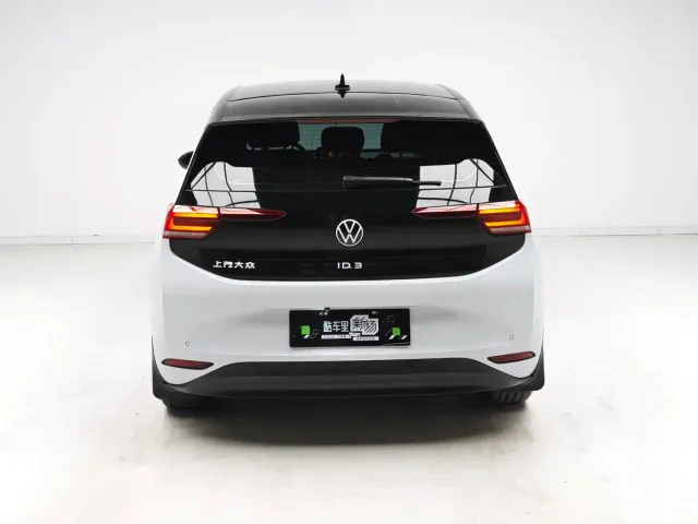 Volkswagen ID.3 — Фото автомобиля 5