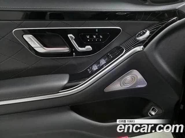 Mercedes-Benz S-Class — Фото автомобиля 15