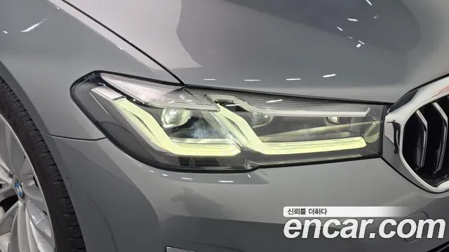 BMW 5 Series G30 — Фото автомобиля 7