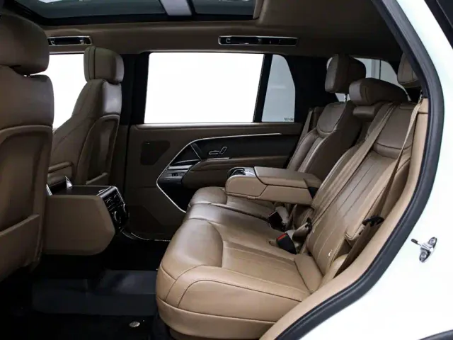 Land Rover Range Rover — Фото автомобиля 16
