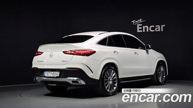 Mercedes-Benz GLE-Class — Фото автомобиля 2