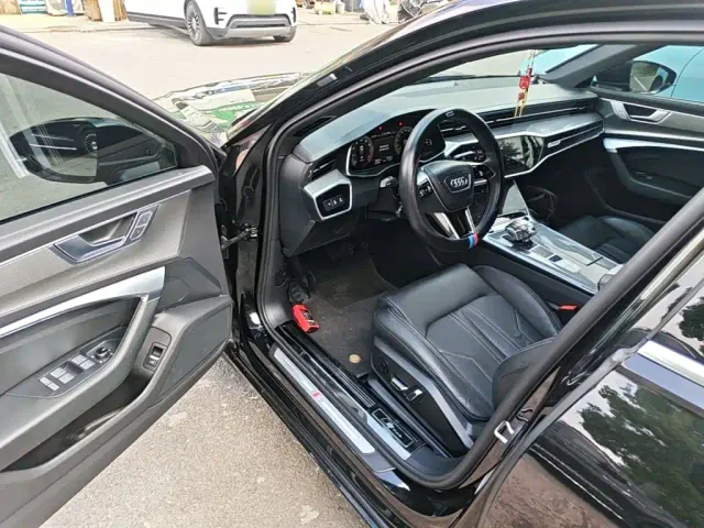 Audi A6L — Фото автомобиля 15