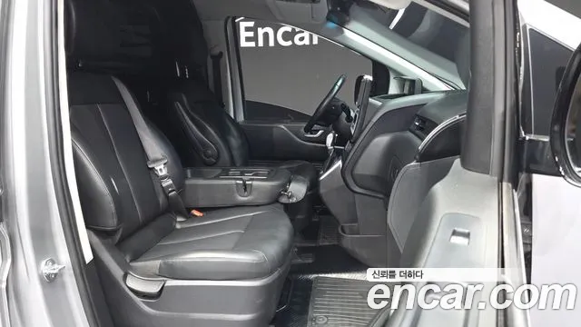 Hyundai Staria — Фото автомобиля 11