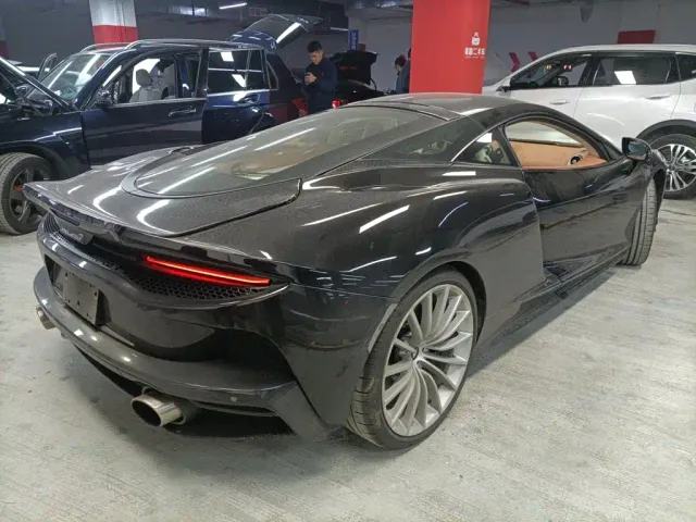 McLaren GT — Фото автомобиля 3