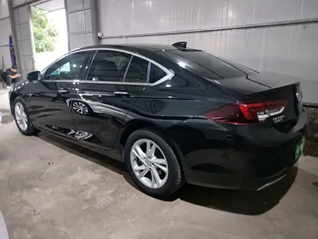 Buick Regal — Фото автомобиля 4