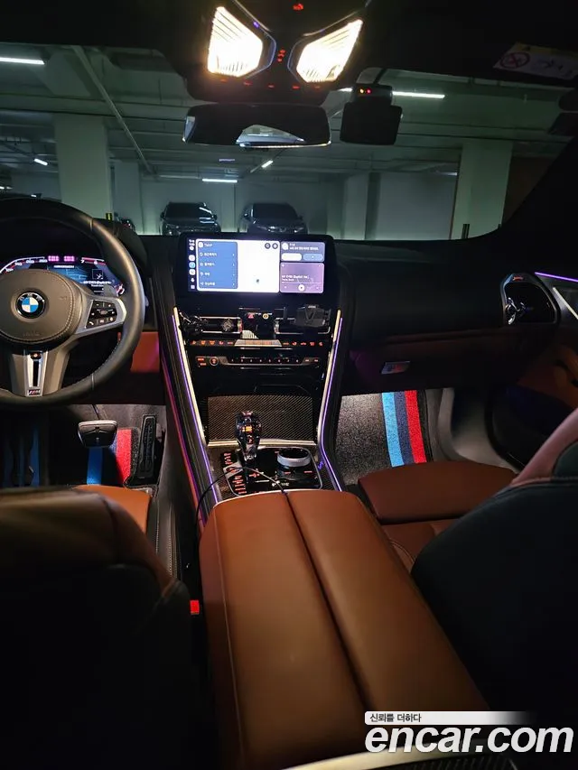 BMW 8 Series G15 — Фото автомобиля 15