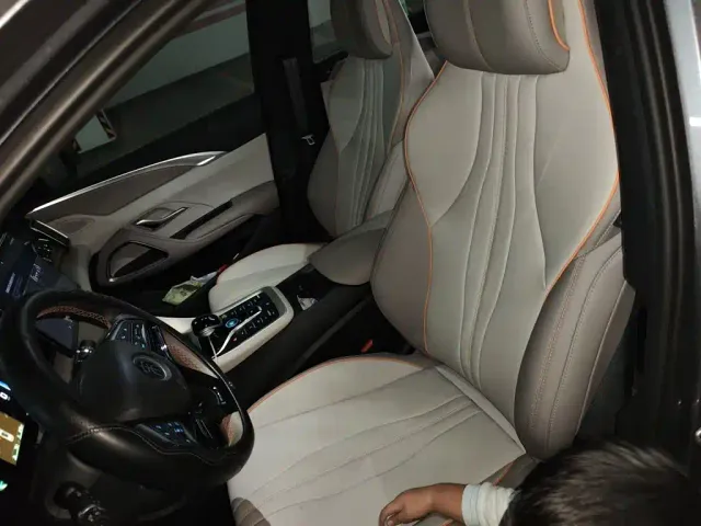 BYD Song Pro — Фото автомобиля 16