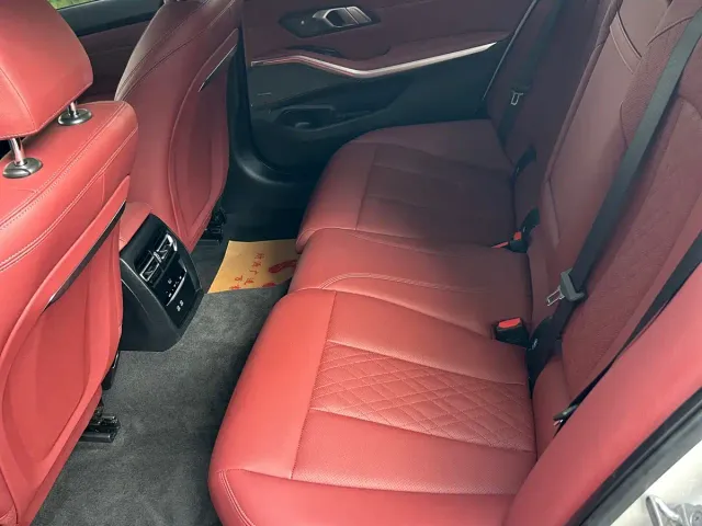 BMW 3 Series — Фото автомобиля 5