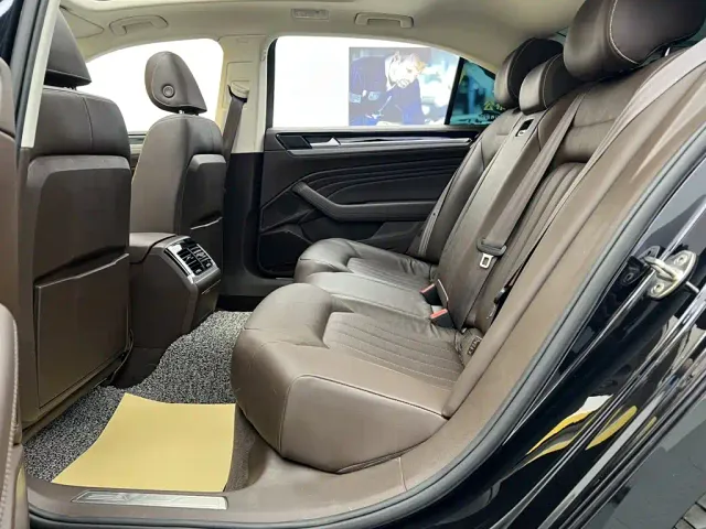 Volkswagen Phideon — Фото автомобиля 20