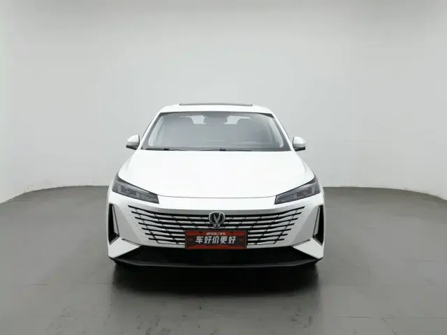 Changan Eado — Фото автомобиля 3